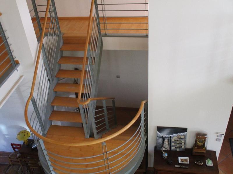 Maison - 300 m² - 8 pièces