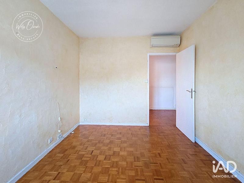 Local commercial - 100 m² - 5 pièces