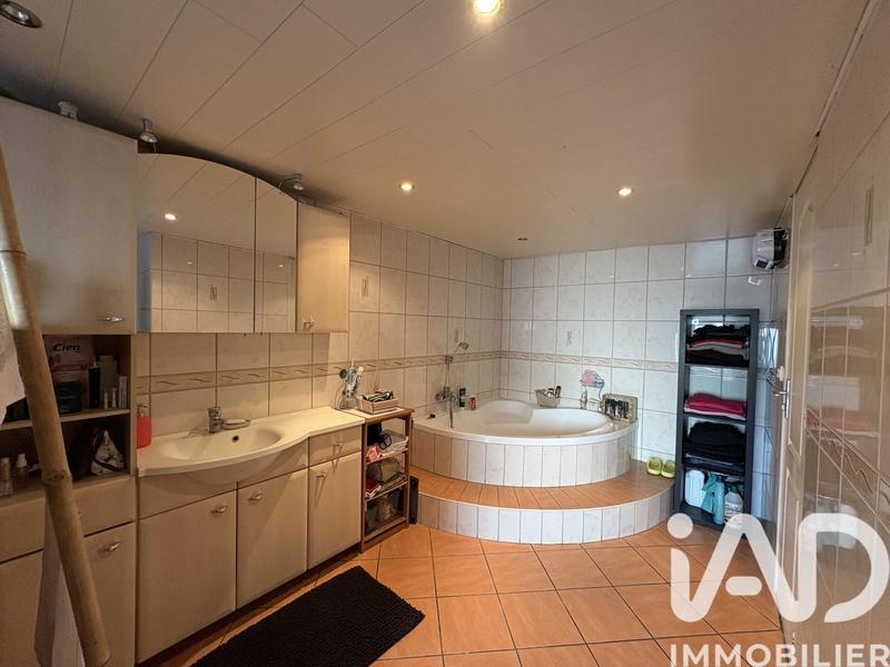 Maison - 160 m² - 4 pièces