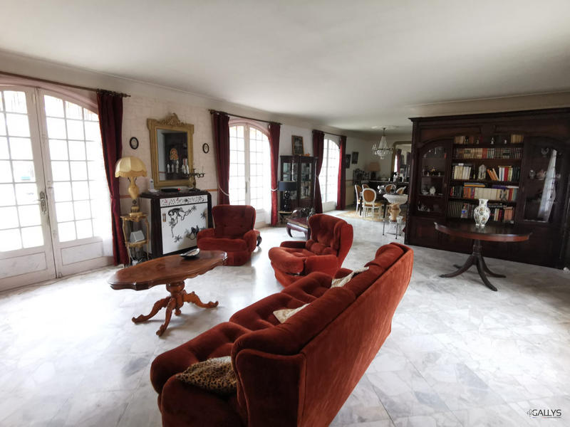 Villa - 185 m² - 7 pièces