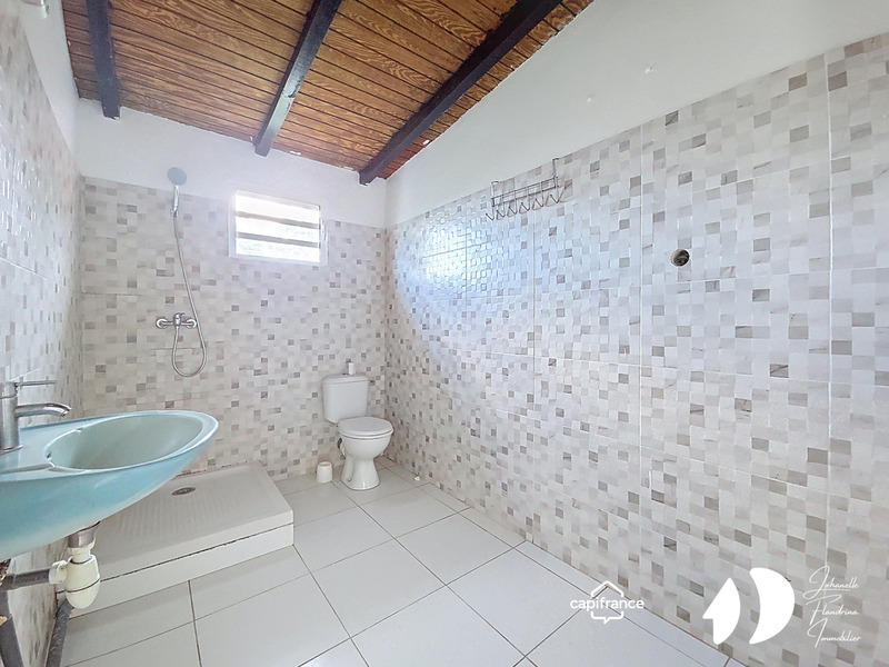 Appartement - 94 m² - 3 pièces