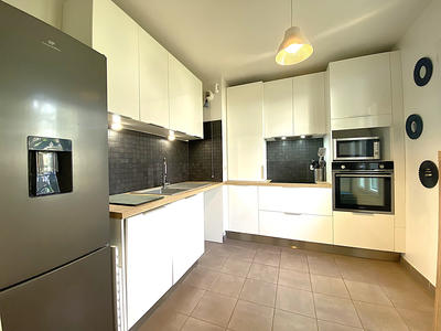 Maison - 88 m² - 5 pièces