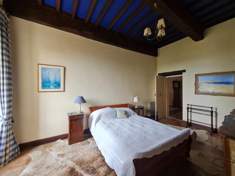 Maison - 550 m² - 14 pièces