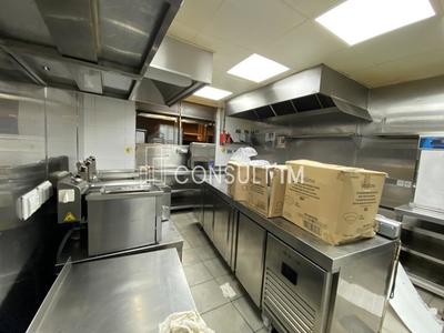 Local commercial - 239 m²