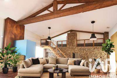 Maison - 185 m² - 7 pièces