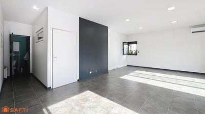 Maison - 90 m² - 3 pièces