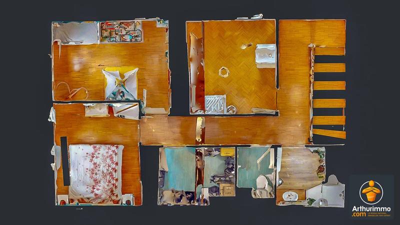 Maison traditionnelle - 180 m² - 7 pièces