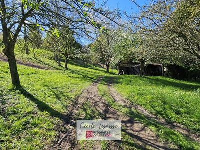 Terrain constructible - 1 477 m²