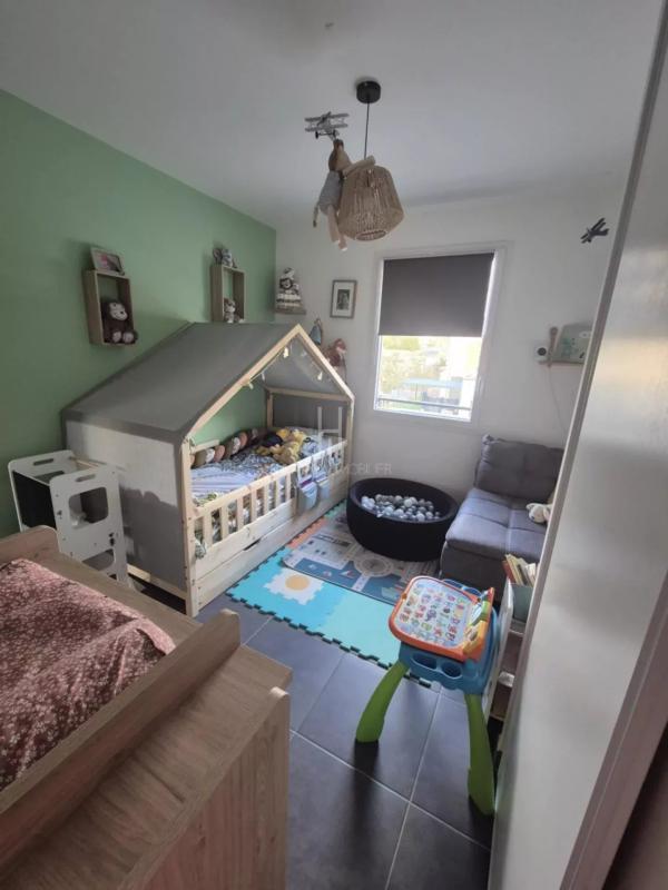 Maison - 85 m² - 4 pièces