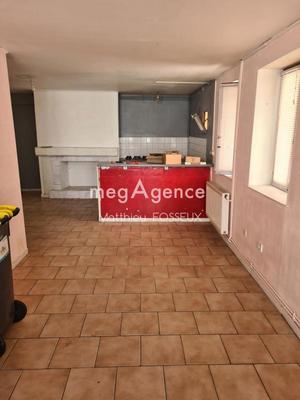 Maison - 93 m² - 5 pièces