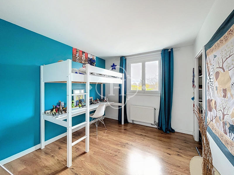 Maison - 145 m² - 7 pièces