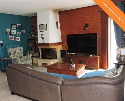 Maison - 179 m² - 8 pièces