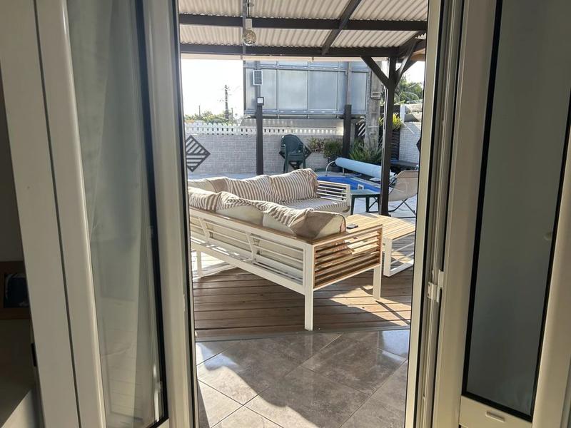 Maison - 163 m² - 8 pièces