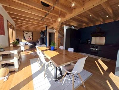 Châlet - 162 m² - 10 pièces