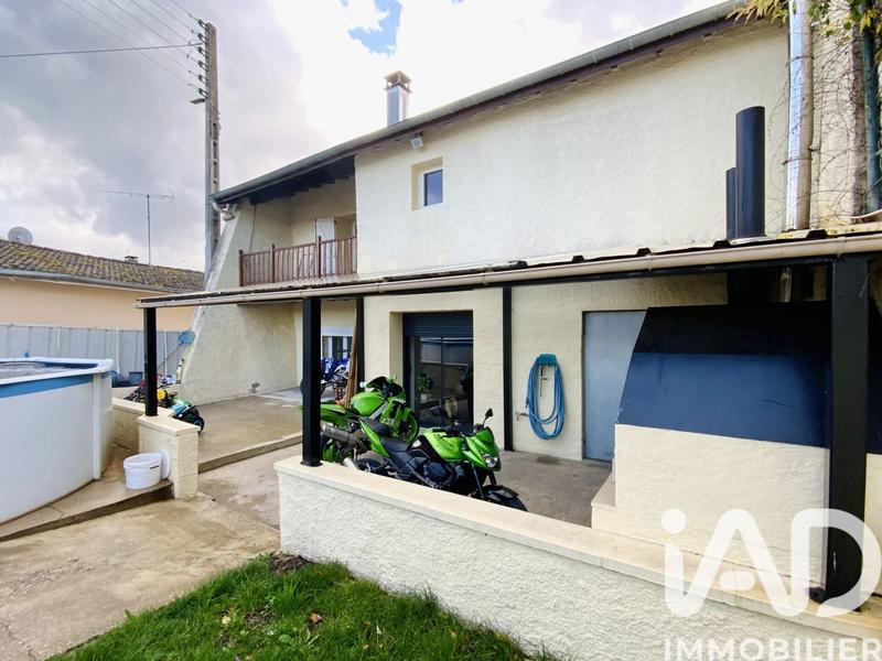 Maison de village - 211 m² - 6 pièces