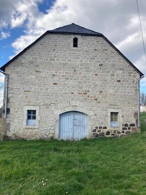 Maison - 358 m² - 2 pièces