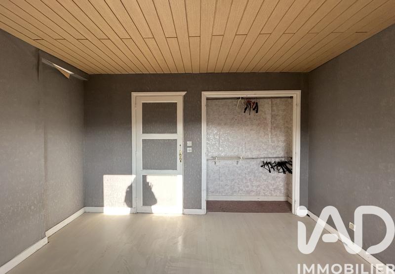 Maison - 93 m² - 5 pièces