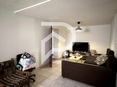 Immeuble - 7 pièces