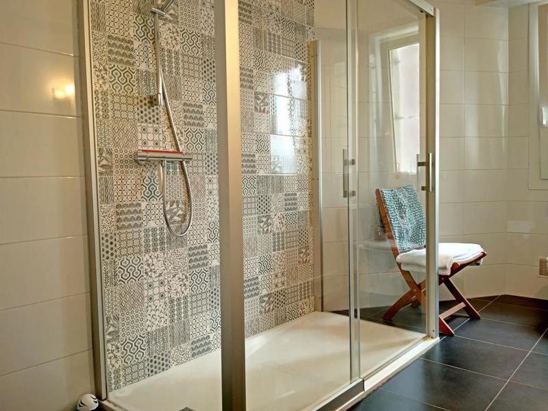 Propriété - 310 m² - 7 pièces