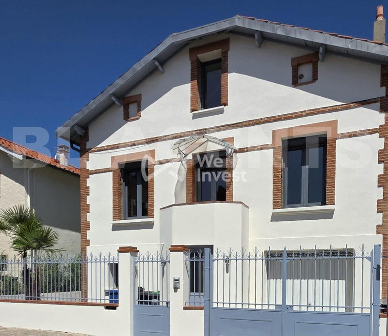 Maison - 240 m² - 6 pièces