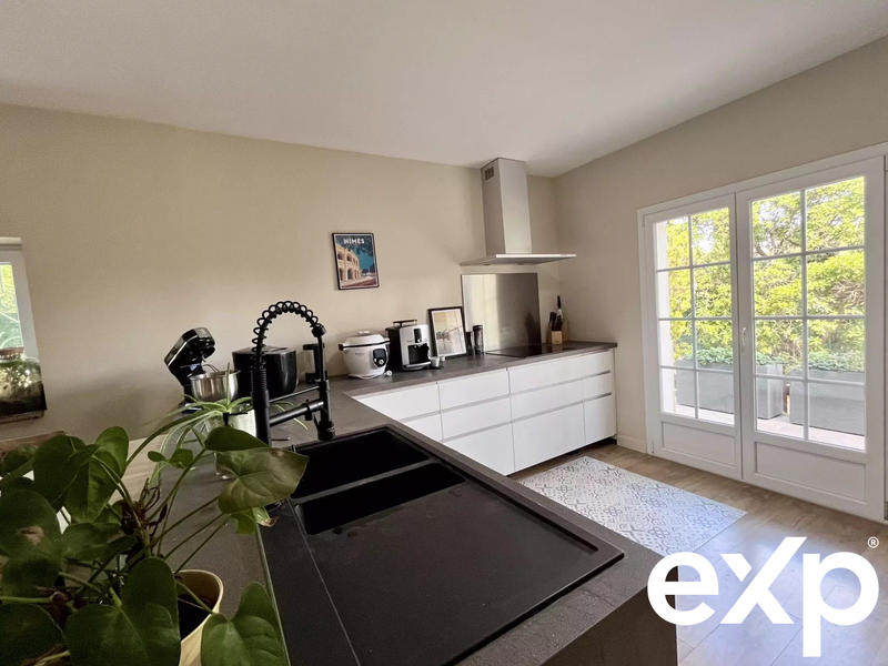 Maison - 170 m² - 5 pièces