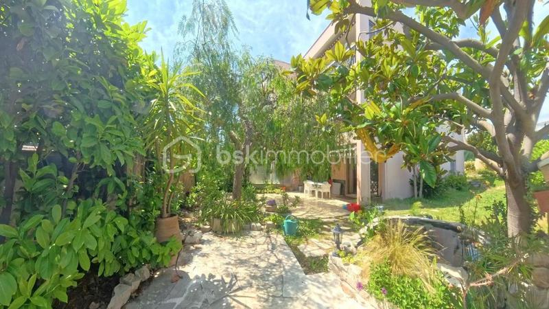 Appartement - 85 m² - 4 pièces