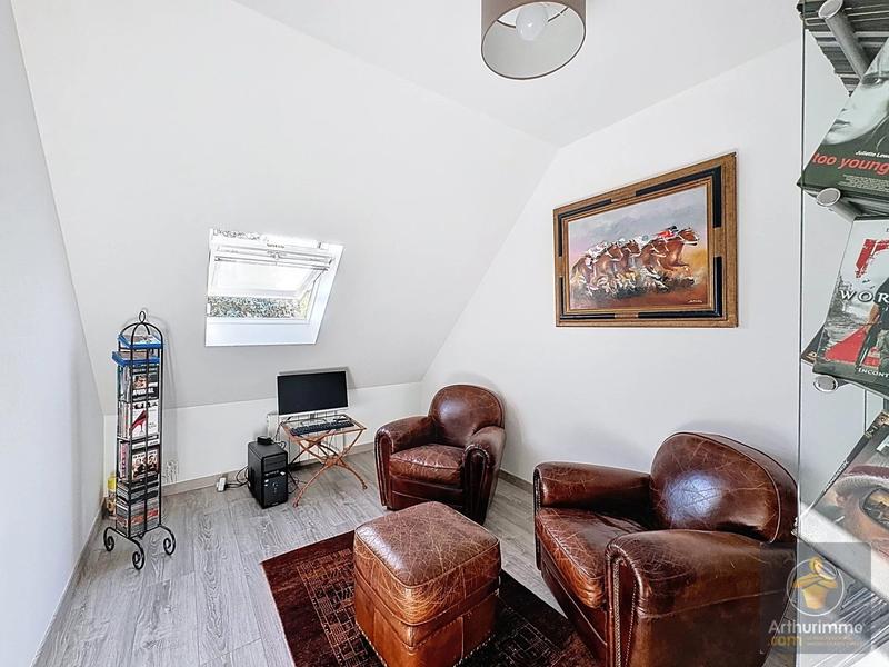 Maison - 208 m² - 6 pièces