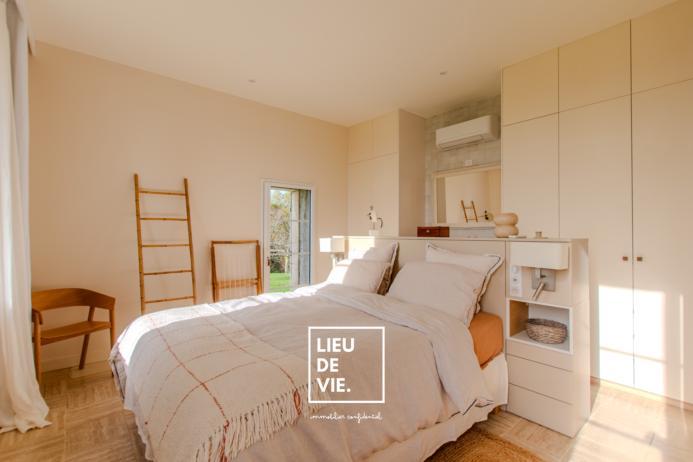 Maison ancienne - 320 m² - 10 pièces