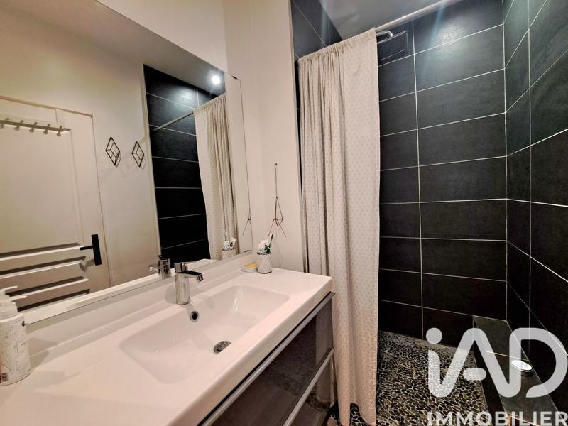 Maison de village - 137 m² - 6 pièces