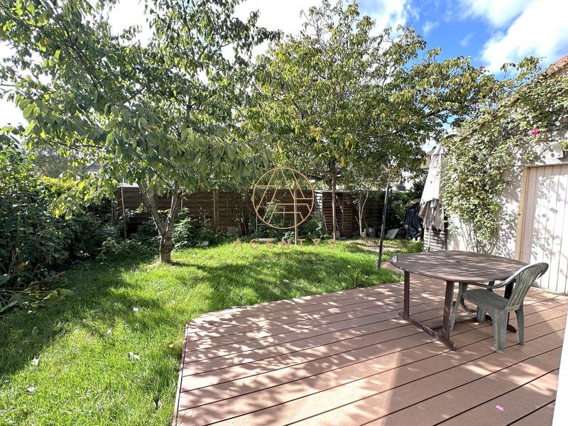 Maison - 140 m² - 6 pièces