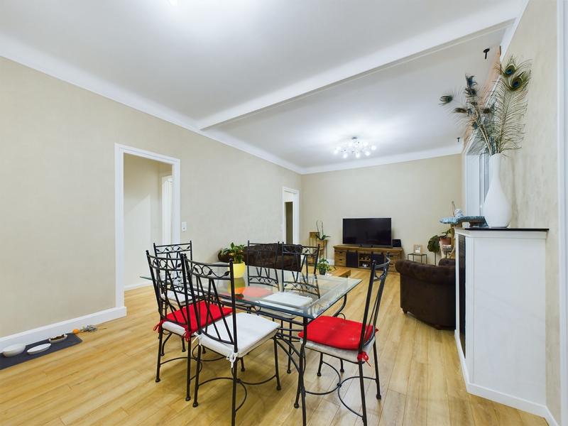 Appartement - 81 m² - 3 pièces