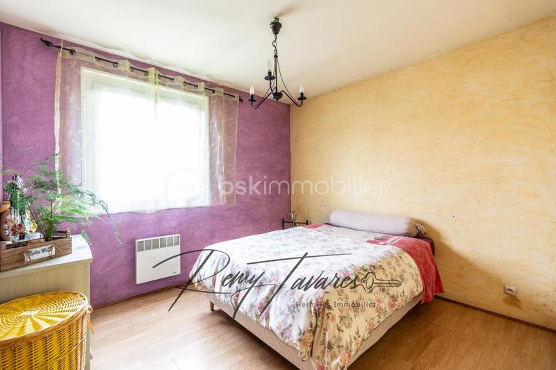 Pavillon - 90 m² - 5 pièces