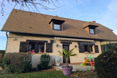 Maison - 122 m² - 5 pièces