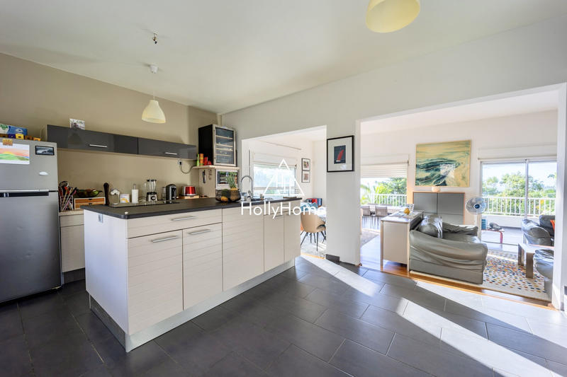 Maison - 175 m² - 6 pièces