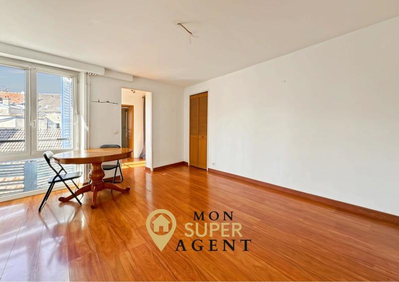 Appartement - 61 m² - 3 pièces