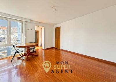 Appartement - 61 m² - 3 pièces