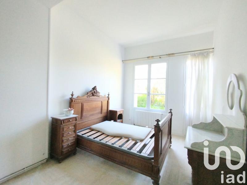 Maison - 180 m² - 8 pièces