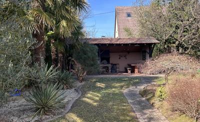 Maison - 210 m² - 7 pièces