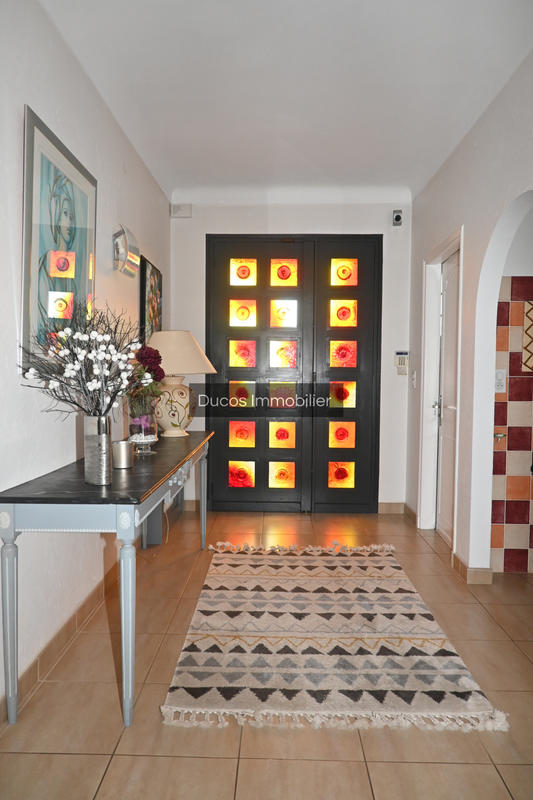Maison - 235 m² - 7 pièces
