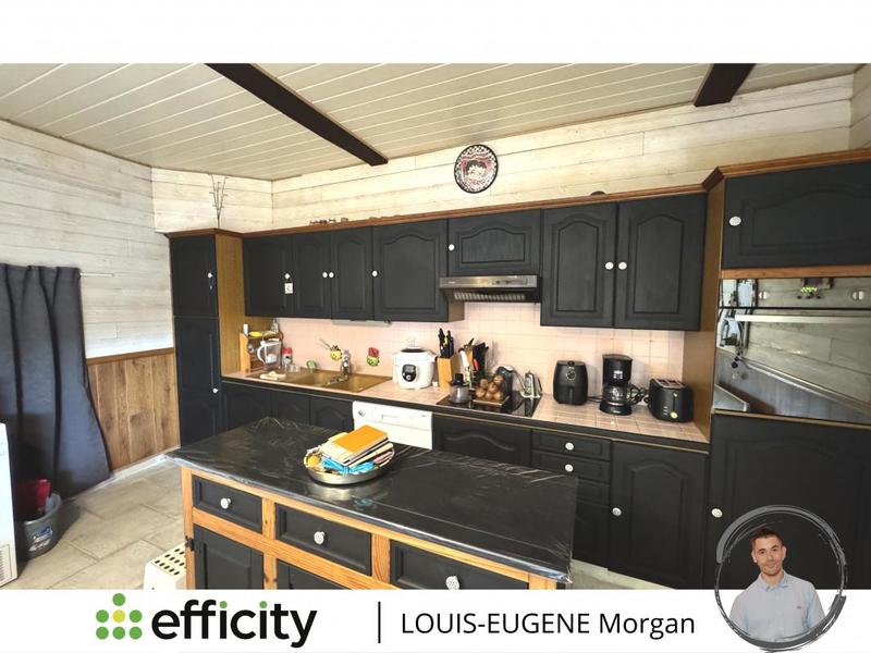 Maison - 167 m² - 7 pièces