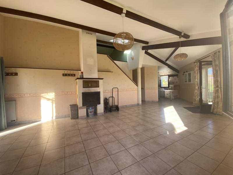 Maison - 99 m² - 5 pièces