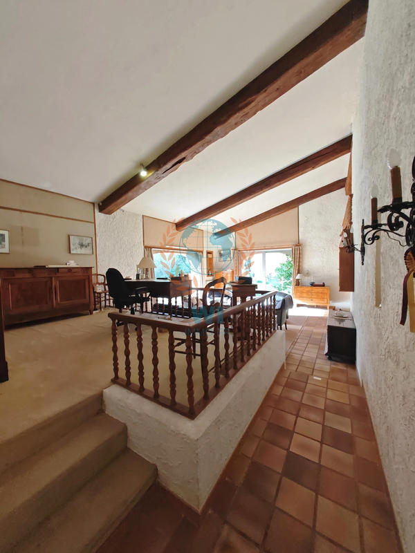 Villa - 190 m² - 6 pièces