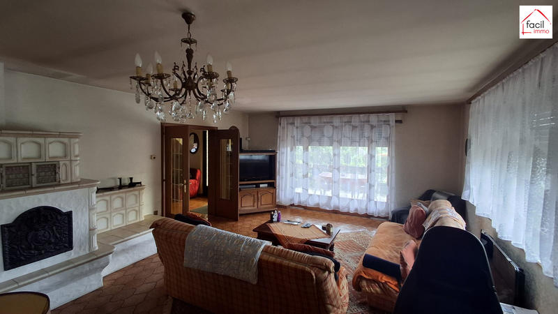 Maison - 250 m² - 9 pièces