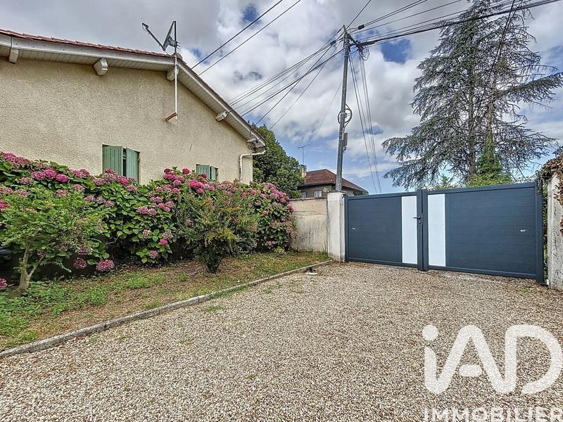 Maison - 169 m² - 8 pièces