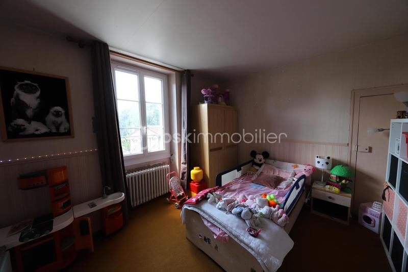 Demeure - 260 m² - 7 pièces