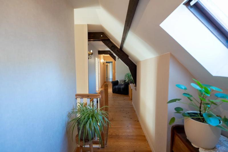 Maison - 185 m² - 5 pièces