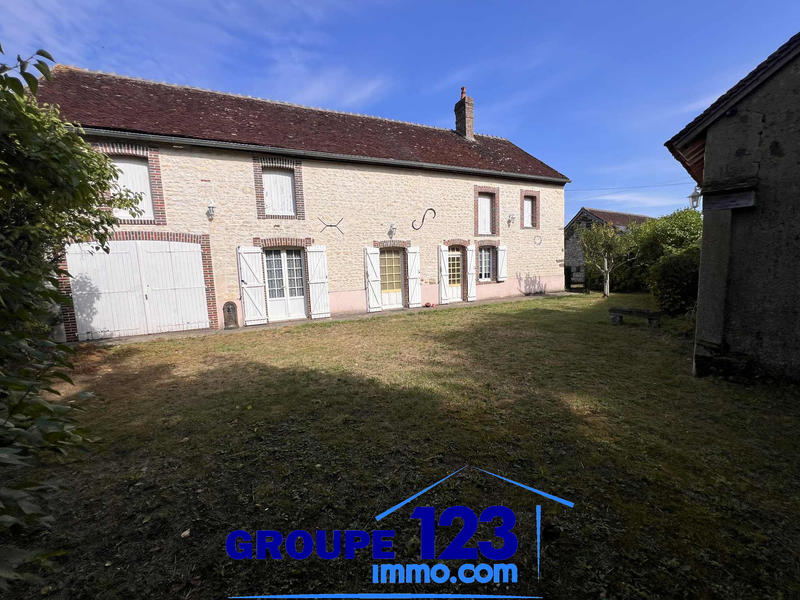 Maison - 90 m² - 4 pièces