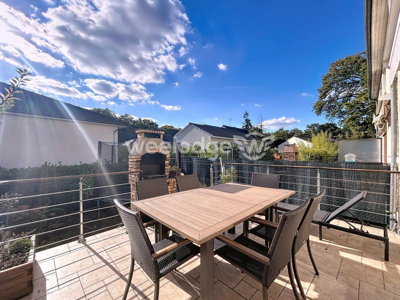 Maison - 76 m² - 4 pièces