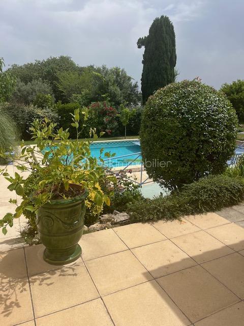 Maison d'architecte - 190 m² - 6 pièces