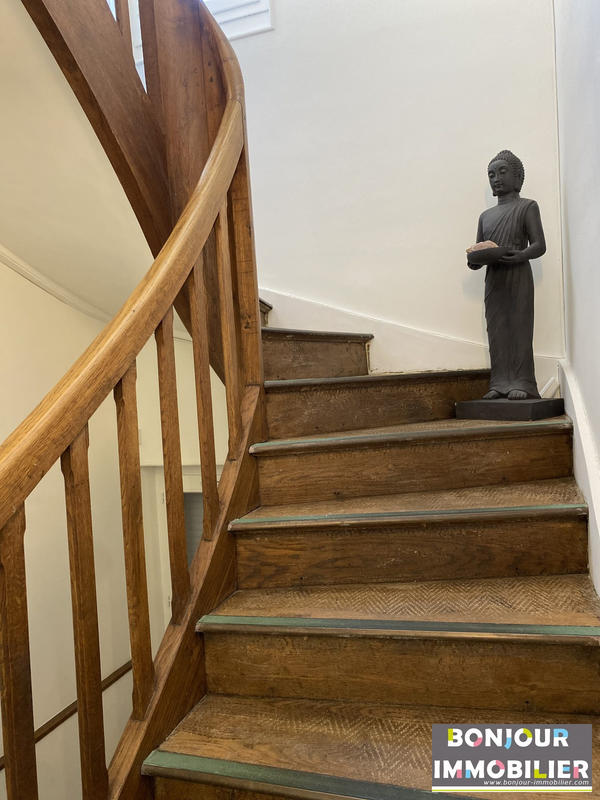 Maison traditionnelle - 176 m² - 6 pièces